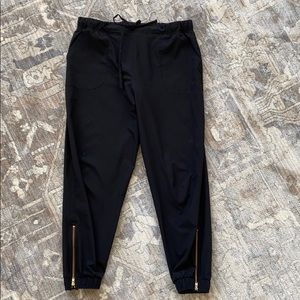 Petite Small Black Albion Jetsetters- EUC!